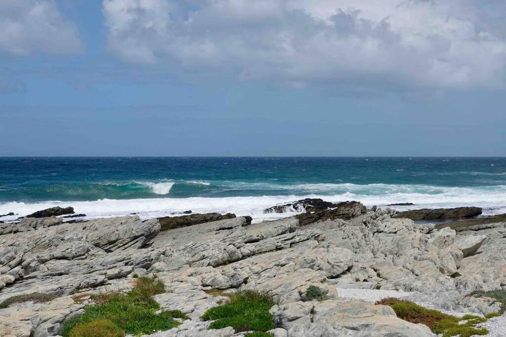 Villa Whales & Waves à Hermanus Extérieur photo